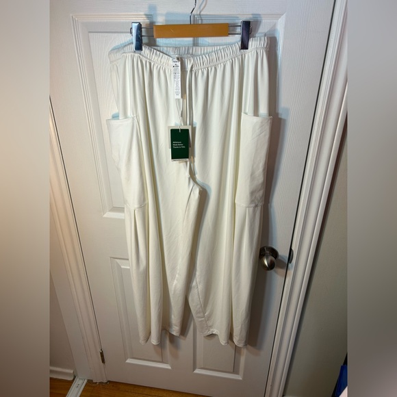 Halara Mid Rise Elastic Waistband Drawstring Pocket Palazzo Flowy Wide Leg Pants - Picture 5 of 7